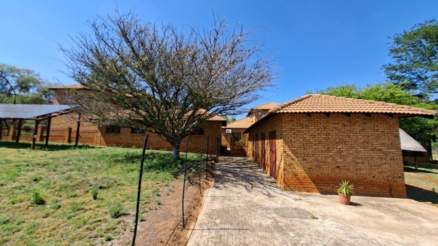 5 Bedroom Property for Sale in Rietvly A H North West